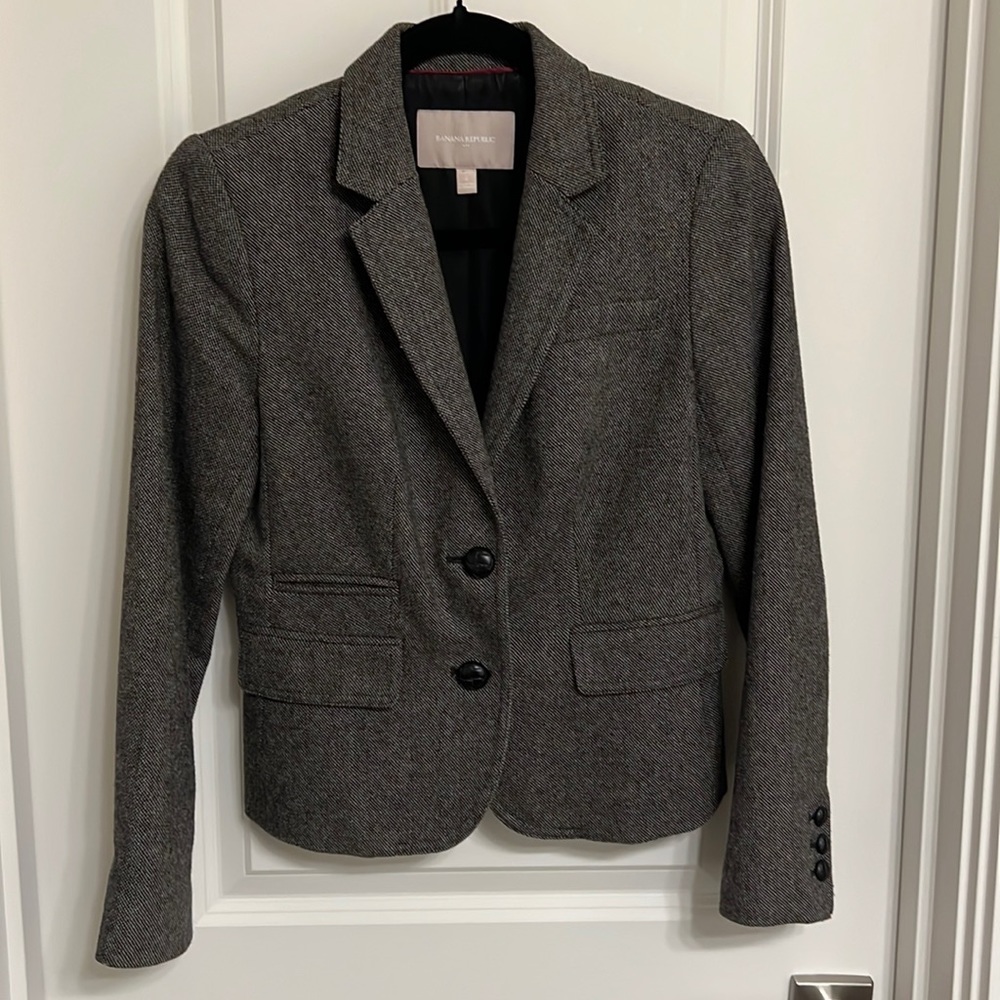 Banana Republic women’s blazer